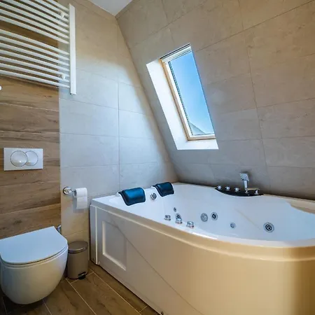 Borovi Royal Wellness&spa דירה Divčibare